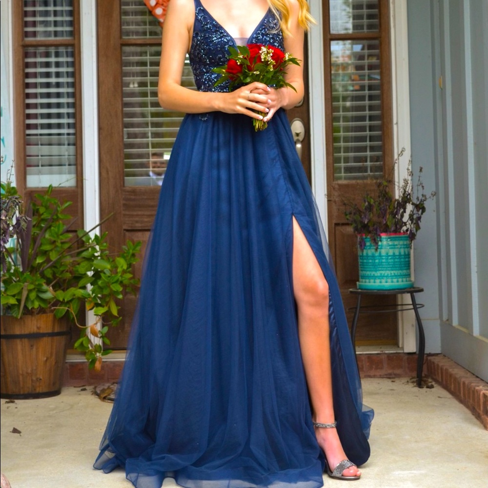 Beautiful navy prom dress